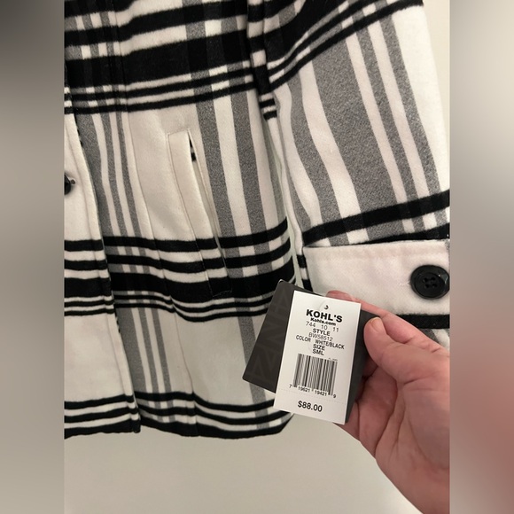 iZ Byer - Plaid Peacoat - Size Small - Picture 4 of 10